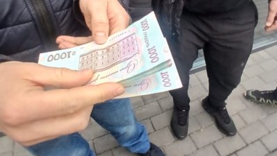 Начальника відділу ГУ Держпродспоживслужби Волині підозрюють у хабарництві Начальника відділу ГУ Держпродспоживслужби Волині підозрюють у хабарництві