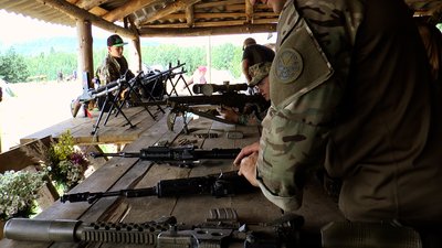 Дисципліна і навчання. Як діти проходять вишкіл у "Карпатському легіоні" Дисципліна і навчання. Як діти проходять вишкіл у "Карпатському легіоні"