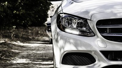 У місті на Черкащині скаржаться, що переселенцям псують автівки. Що каже поліція