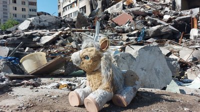 "Машини потрапляли під обстріл": як під час повномасштабної війни у Харкові вивозять сміття