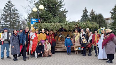 На Івано-Франківщині колядники зібрали понад 250 тис. грн для ЗСУ