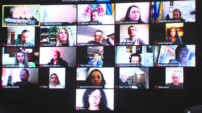 У Запоріжжі відбувся перший етап дискусії щодо національного заповідника Хортиця У Запоріжжі відбувся перший етап дискусії щодо національного заповідника Хортиця