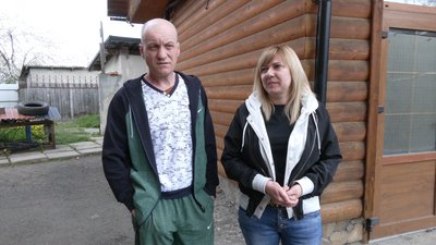 Подружжя з Херсонщини перевезло на Прикарпаття дітей з будинку сімейного типу Подружжя з Херсонщини перевезло на Прикарпаття дітей з будинку сімейного типу
