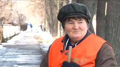 Прокидається о третій ранку заради роботи. Двірничка з Черкас Валентина Кузьменко