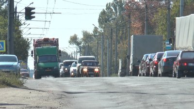 Із 1 жовтня із увімкненим світлом: скільки водії Полтавщини мають сплатити за порушення правила
