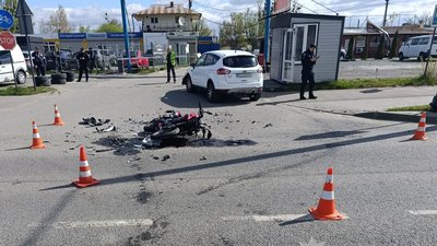 Місце ДТП на вулиці Кривчицька Дорога у Львові