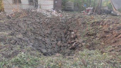 На Донеччині окупанти вночі гатили по всій лінії фронту, є загиблі та поранені