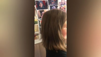 Прикарпатка Олександра обстригла своє волосся, щоб допомогти онкохворій дівчині