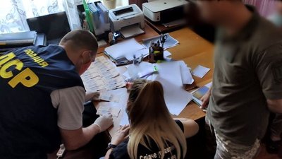 Хабар у 15 тисяч грн вимагав від призовника заступник військового комісара на Херсонщині Хабар у 15 тисяч грн вимагав від призовника заступник військового комісара на Херсонщині