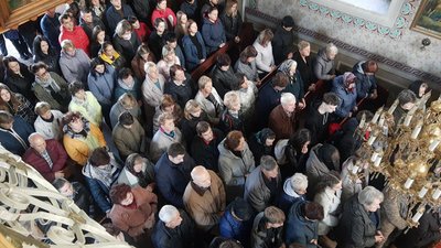 На Тернопільщині попрощалися із загиблим бійцем Андрієм Дячуком На Тернопільщині попрощалися із загиблим бійцем Андрієм Дячуком