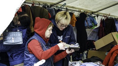 За день обслуговують 400 людей. Як працює центр допомоги переселенцям в Одесі За день обслуговують 400 людей. Як працює центр допомоги переселенцям в Одесі