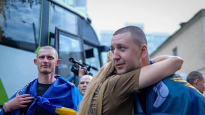 Повернення військовослужбовця з полону Повернення військовослужбовця з полону
