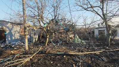 Окупанти обстріляли промислові підприємства та приватні будинки у Лозовій на Харківщині Окупанти обстріляли промислові підприємства та приватні будинки у Лозовій на Харківщині