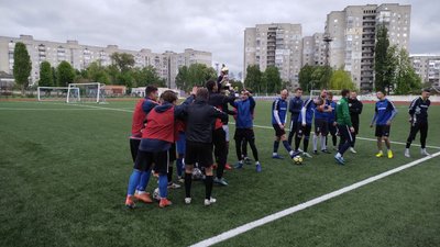 У Сумах відбувся турнір з футболу "Разом —
до перемоги" У Сумах відбувся турнір з футболу "Разом —
до перемоги"