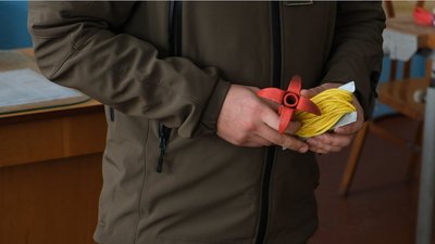 "Використовують шкільні стільці". Прилади для розмінування виготовляють школярі на Вінниччині "Використовують шкільні стільці". Прилади для розмінування виготовляють школярі на Вінниччині