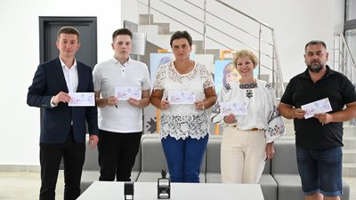 Учасники погашення марки та конверта, присвячених отцю Малюжинському Учасники погашення марки та конверта, присвячених отцю Малюжинському