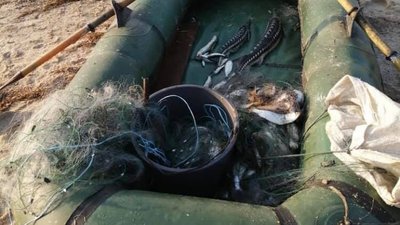 На Херсонщині прикордонники зупинили браконьєрів На Херсонщині прикордонники зупинили браконьєрів