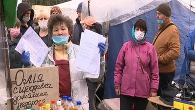У Ромнах підприємці вийшли працювати на ринку, не дочекавшись дозволу міської влади