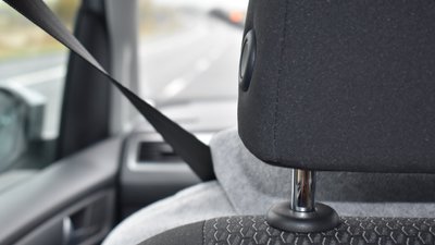 Штрафи водіям за проїзд без ременя безпеки Буковина
