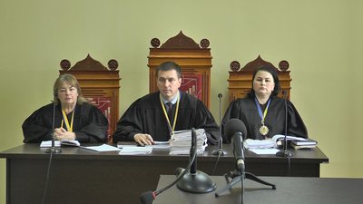 Підозрюваному у вбивстві студентки Ельдару Астанову продовжили тримання під домашнім арештом Підозрюваному у вбивстві студентки Ельдару Астанову продовжили тримання під домашнім арештом