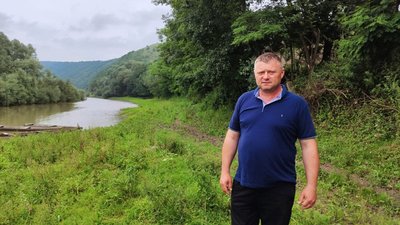 За мільйон гривень мають збудувати дамбу в селі на Тернопільщині, яке підтопило минулого року За мільйон гривень мають збудувати дамбу в селі на Тернопільщині, яке підтопило минулого року
