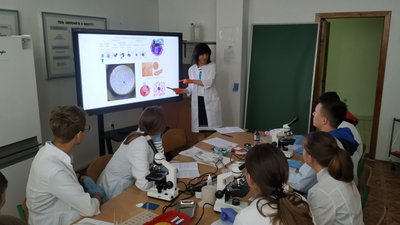 В Івано-Франківську стартувала школа юного біохіміка В Івано-Франківську стартувала школа юного біохіміка