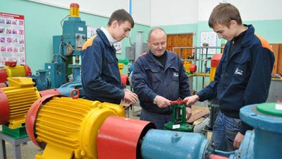 У ПТУ та коледжах Дніпропетровщини навчаються 16 тисяч першокурсників: які спеціальності найпопулярніші