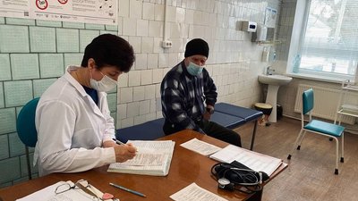 "Переносять в основному безсимптомно": черкащан продовжують вакцинувати бустерною дозою