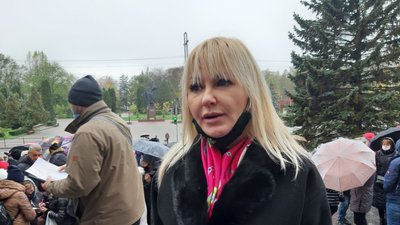 Під Тернопільською ОДА протестували підприємці Під Тернопільською ОДА протестували підприємці
