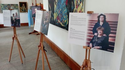 У Тернополі історії переселенців показали у портретах та графічній новелі У Тернополі історії переселенців показали у портретах та графічній новелі