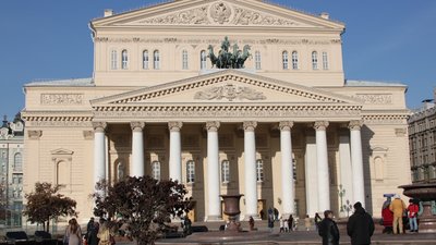 Opera Europa призупинила членство російських оперних театрів Opera Europa призупинила членство російських оперних театрів