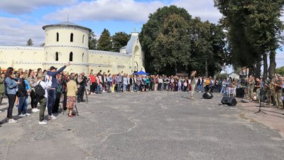 На Сумщині відкрили пам'ятний знак воїнам 93 бригади "Холодний яр" На Сумщині відкрили пам'ятний знак воїнам 93 бригади "Холодний яр"
