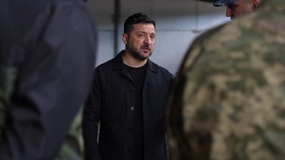 Володимир Зеленський під час зустрічі з командуванням ВМС на Одещині. 4 липня 2026 року