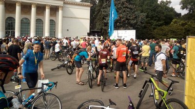 П'ятеро житомирян, які брали участь у велогонці "Київська сотка", привезли два "золота", "срібло" та дві "бронзи" П'ятеро житомирян, які брали участь у велогонці "Київська сотка", привезли два "золота", "срібло" та дві "бронзи"