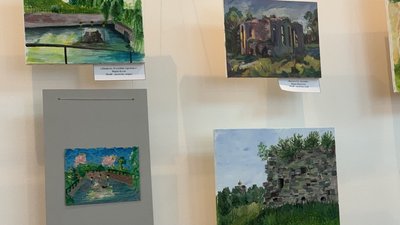 На Тернопільщині малювали пейзажі селища, щоб зібрати гроші для ЗСУ На Тернопільщині малювали пейзажі селища, щоб зібрати гроші для ЗСУ