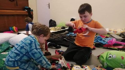 Казати правду, не ховати емоції. Як дніпрянки розповідають своїм дітям про війну Казати правду, не ховати емоції. Як дніпрянки розповідають своїм дітям про війну