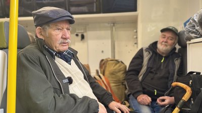 Волонтери евакуюють людей з Краматорська