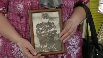 У Полтаві вшанували загиблих українських воїнів У Полтаві вшанували загиблих українських воїнів