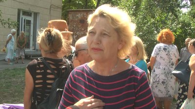 Де у Запоріжжі вимушені переселенці можуть отримати їжу Де у Запоріжжі вимушені переселенці можуть отримати їжу