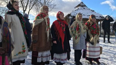 У музеї Пирогово влаштували влаштували різдвяні Святки. Як це було У музеї Пирогово влаштували влаштували різдвяні Святки. Як це було