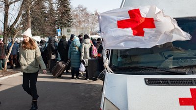 "Другий день намагалися виїхати" — третій день евакуації з Сум "Другий день намагалися виїхати" — третій день евакуації з Сум