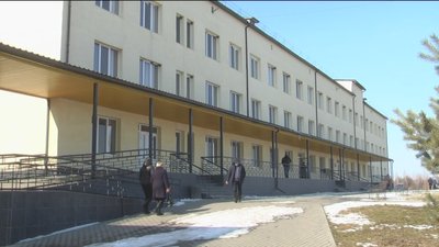 У Теплицькій міській лікарні, що на Вінниччині, приймають хворих із коронавірусом У Теплицькій міській лікарні, що на Вінниччині, приймають хворих із коронавірусом