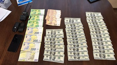 На Закарпатті трьом чоловікам оголосили підозру в переправленні військовозобов'язаних через кордон На Закарпатті трьом чоловікам оголосили підозру в переправленні військовозобов'язаних через кордон