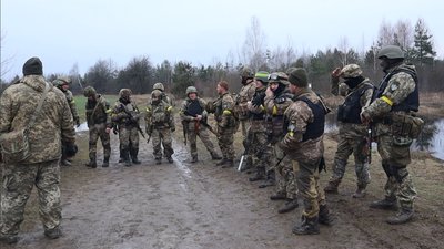 Волинські тероборонівці вчилися знищувати ворожу ДРГ Волинські тероборонівці вчилися знищувати ворожу ДРГ