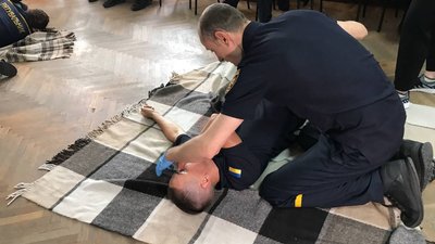 Перша домедична допомога в Полтаві Перша домедична допомога в Полтаві