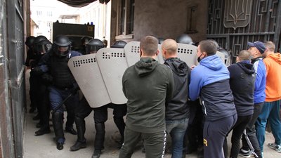 В апеляційному суді Харкова зімітували заворушення