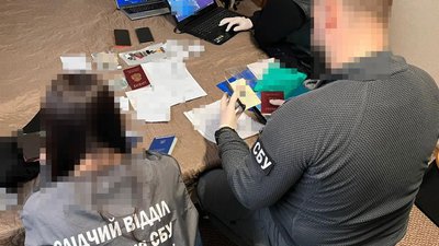 На Волині затримали жінку, яка в окупації очолювала підприємство "Донецьккокс" На Волині затримали жінку, яка в окупації очолювала підприємство "Донецьккокс"