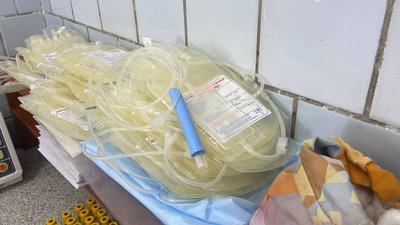У громаді на Полтавщині здавали кров для поранених бійців У громаді на Полтавщині здавали кров для поранених бійців
