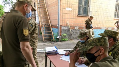 У Миколаєві розпочалися збори резервістів У Миколаєві розпочалися збори резервістів