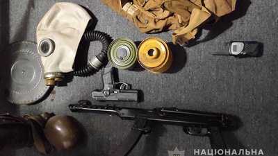 На Закарпатті викрили групу людей, які поширювали важкі наркотики та психотропи На Закарпатті викрили групу людей, які поширювали важкі наркотики та психотропи